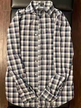 Banana Republic 100% Cotton Men's Blue Grey Plaid Button Down Long Sleeve Shirt